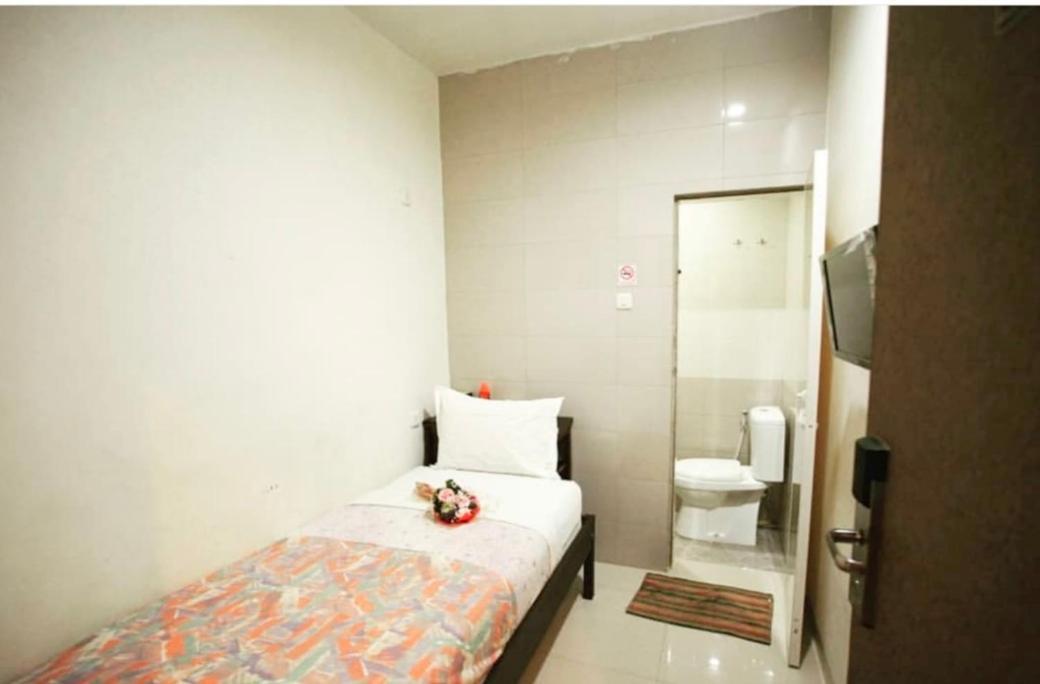 Permata Inn Medan Luaran gambar