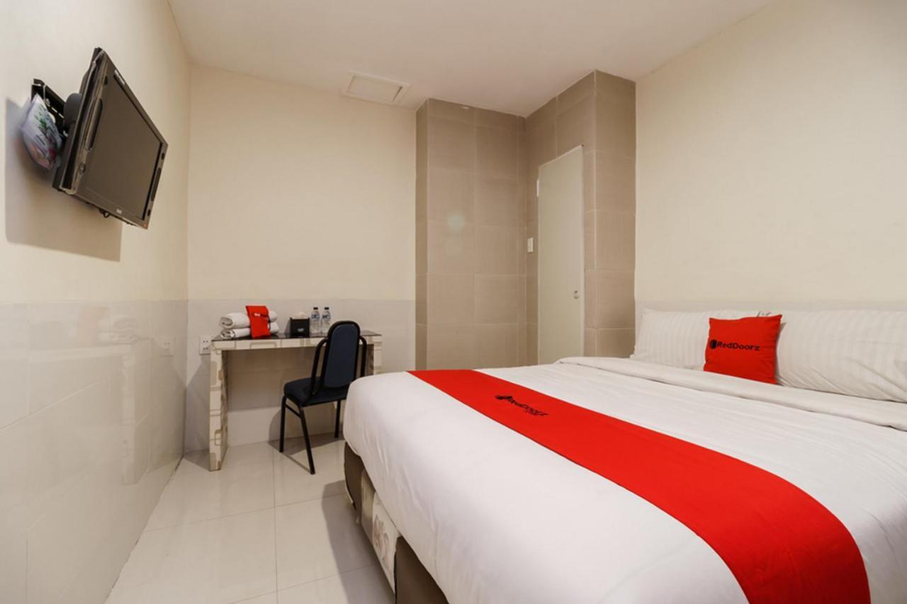 Permata Inn Medan Luaran gambar