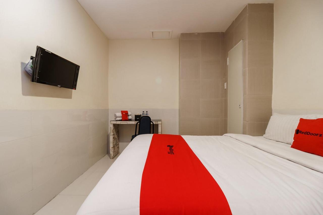 Permata Inn Medan Luaran gambar